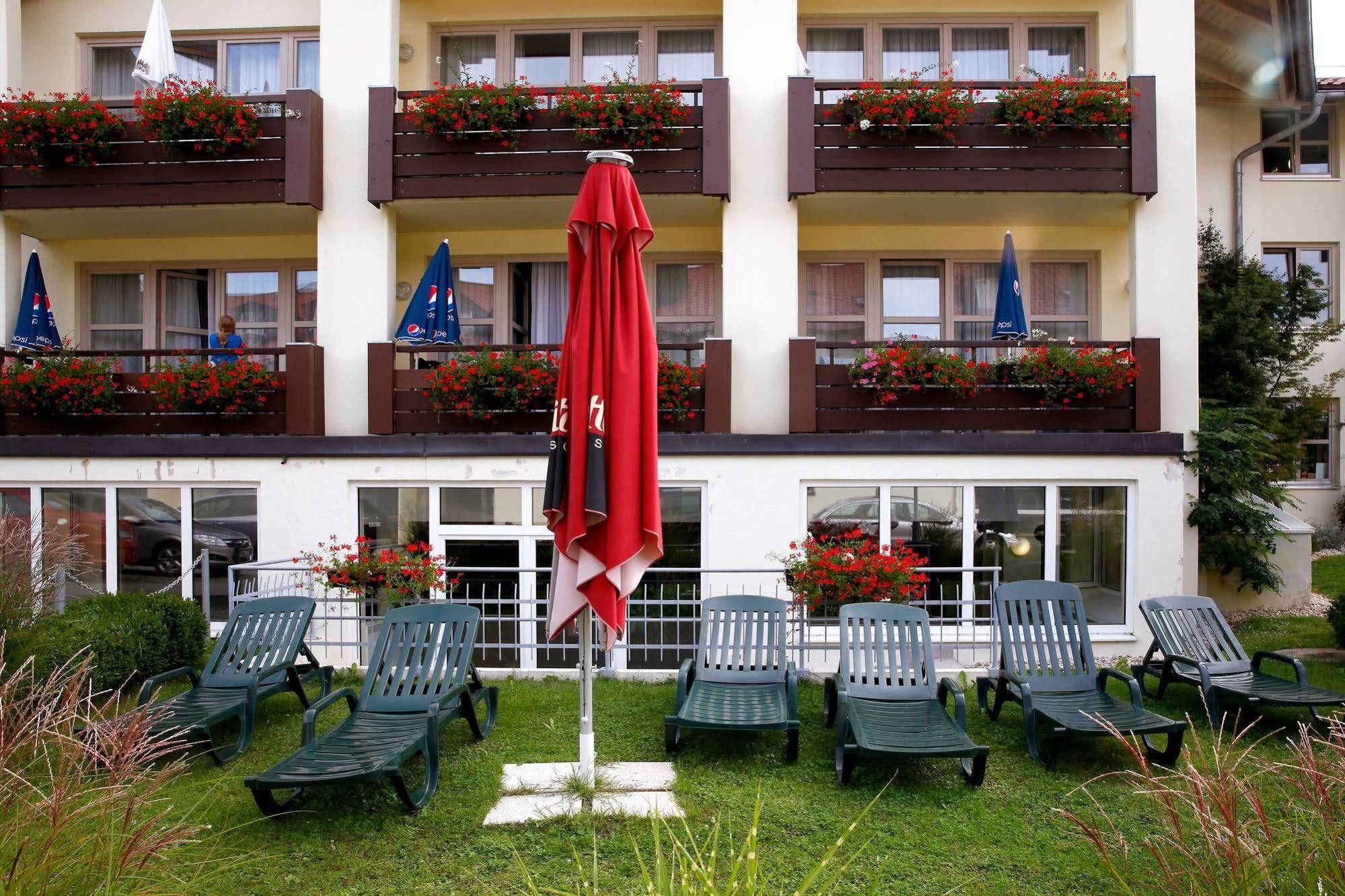 Sonnenhotel Fuerstenbauer بودنمايس المظهر الخارجي الصورة